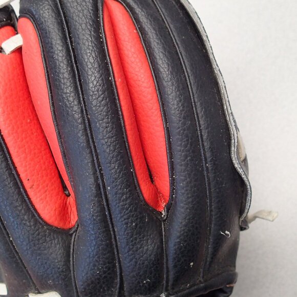 Easton 9.5" Pattern gKp9S Glove - Picture 3 of 6